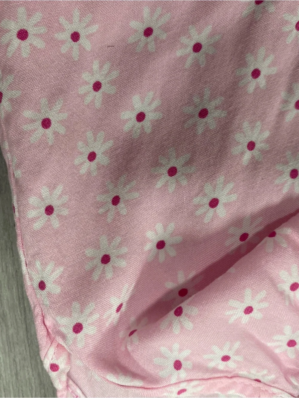 btween Pink Daisy Button-Front Crop Top